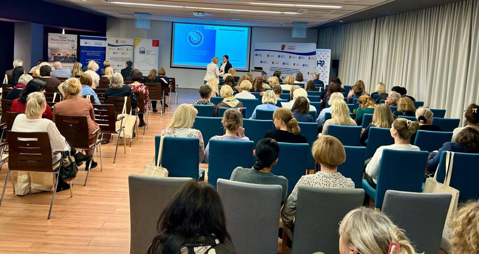 Konferencja o współpracy międzypokoleniowej